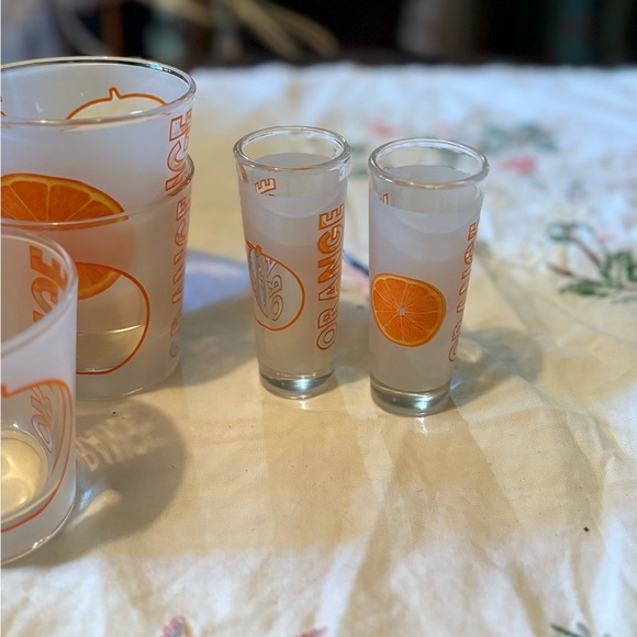 Vintage Orange Slice Glassware Set - Picture 3 of 9